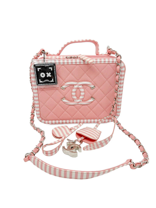 Chanel CC Filigree Vanity Case Small Pink Caviar